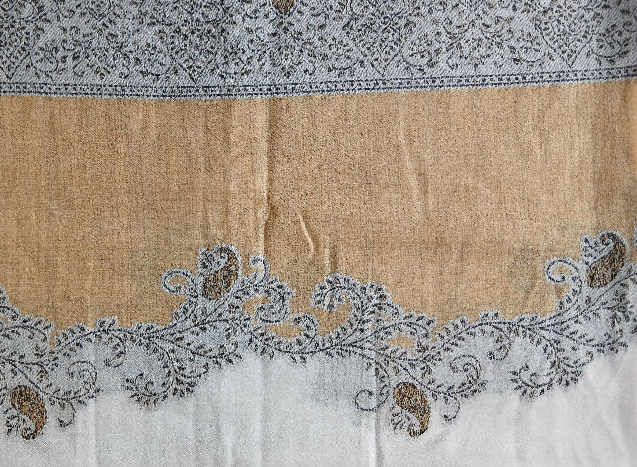 Kani Schal Ornamenta